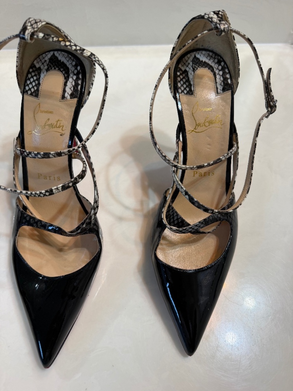 CHRISTIAN LOUBOUTIN "Crossfliketa"‎ Black-Roccia Print Size 38.5